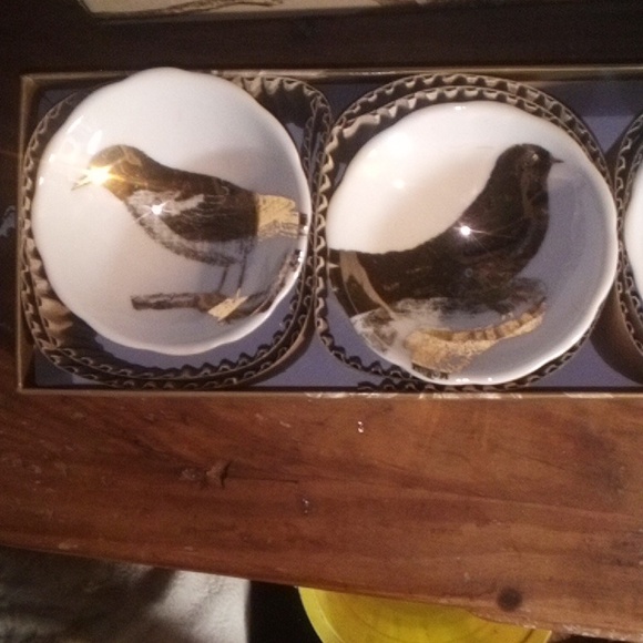 Rosanna Four Calling Birds Ceramic Dipping Dishes New in Box White & Gold Rare - Picture 2 of 4